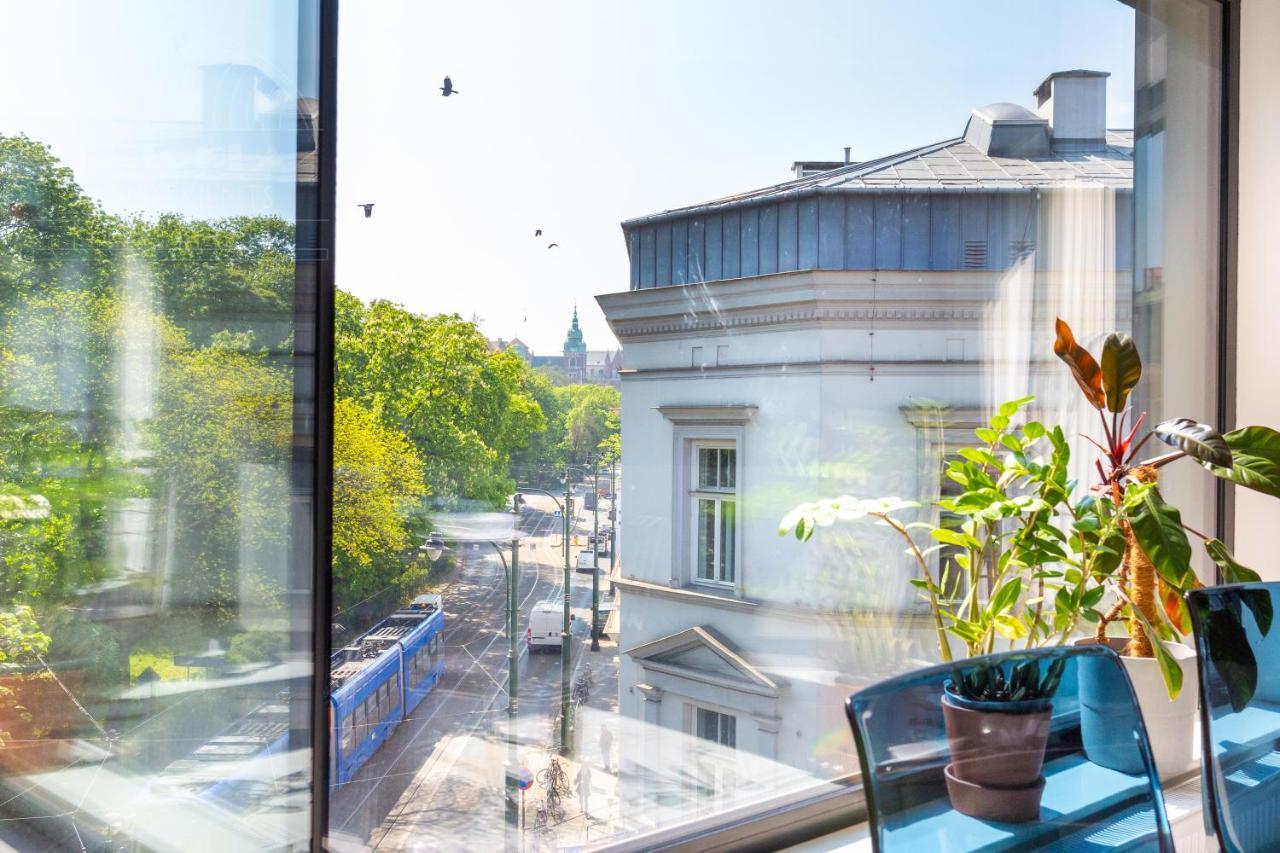 Modern View Of Planty Park Apartment Krakow Exterior photo